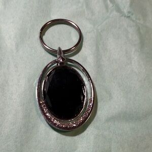 Elegant Silver and Black Keychain
Can also be clip on a purse or bag